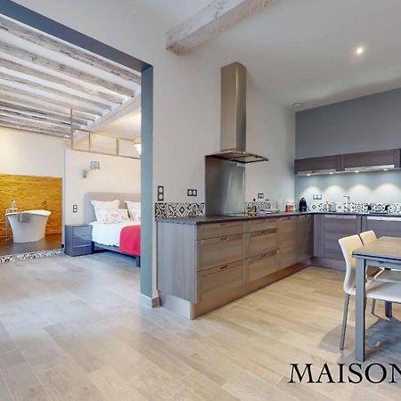 Maison De Save LʼIsle-Jourdain Exterior foto